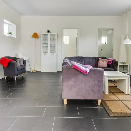 Three-bedroom Holiday In Holiday home *